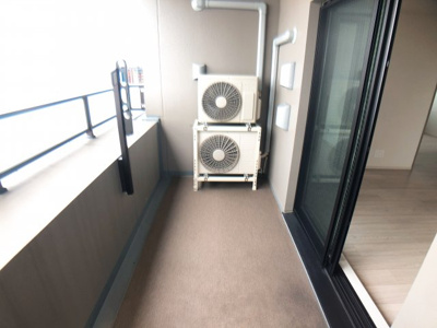 【バルコニー】 | ステラメゾン三軒茶屋