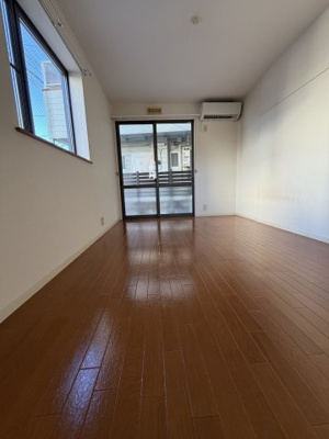 【居間・リビング】 | 掃除しやすい洋室のお部屋