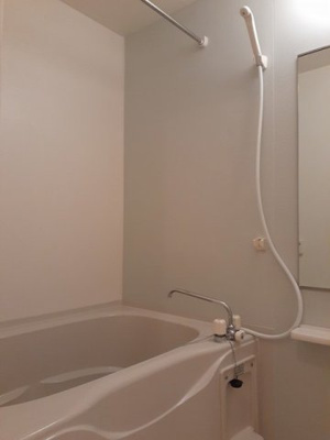 【浴室】 | カ－サ・デル・アモーレＣ