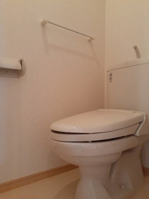 【トイレ】 | カ－サ・デル・アモーレＣ