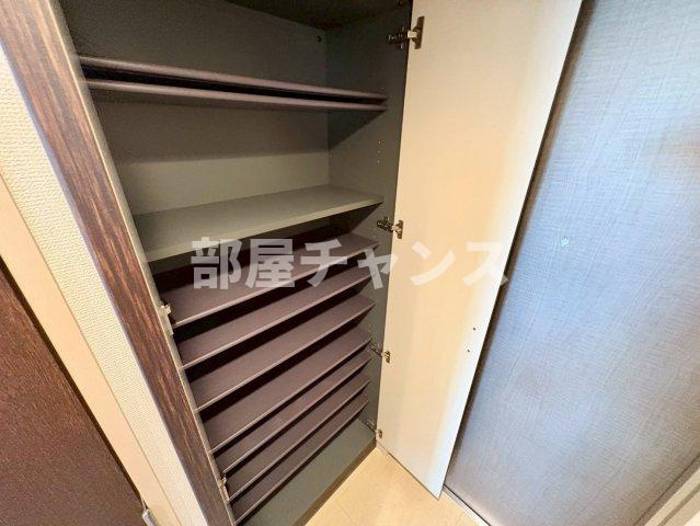 エステムコート名古屋栄デュアルレジェンドの収納