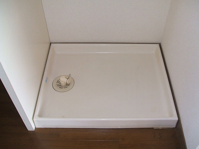 サンフィールド【キャッシュバック対象物件】の洗面所|脱衣スペースもあります