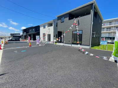 【駐車場】 | 神栖市土合本町第5-2号棟 | ４ＬＤＫ　最短即日見学も可能です。お気軽にお問合せ下さい！