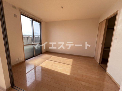【洋室】 | メゾンボヌールA