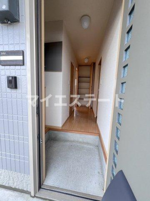 【玄関】 | メゾンボヌールA