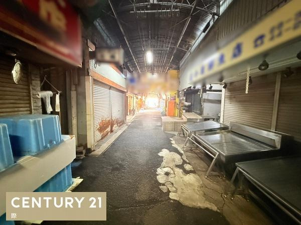 和歌山市東長町２丁目の売地の前面道路含む現地写真