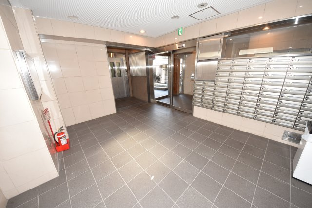 レインボーコートパートⅢのエントランス