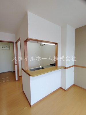 【居間・リビング】 | グラスフルールＢ