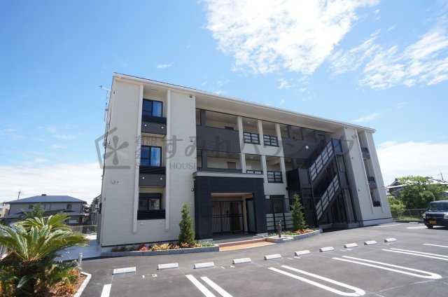 ミツボシヤマモトビレッジの外観