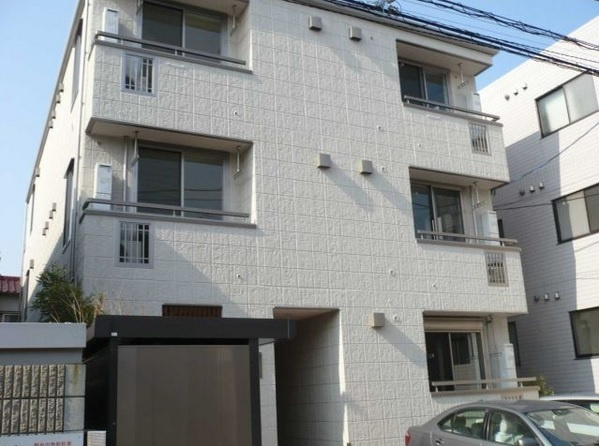 セレナヴィータの外観|現況優先です