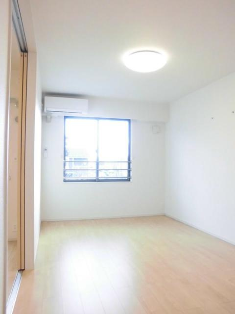 ジェントリー東根Ａの居間・リビング|居室・リビング