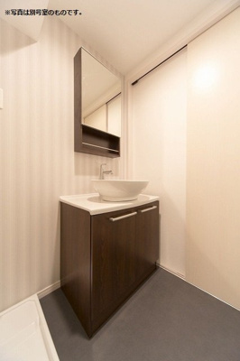 【独立洗面台】 | BLISS横手(ブリスヨコテ) | ※別号室の写真になります。現況優先。
