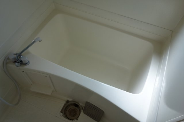 ウィンディアAの浴室