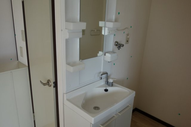 ウィンディアAの洗面所