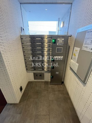 【その他共用部分】 | ルクシア阿波座 | 荷物の受け取りに便利な宅配ボックスあり！
