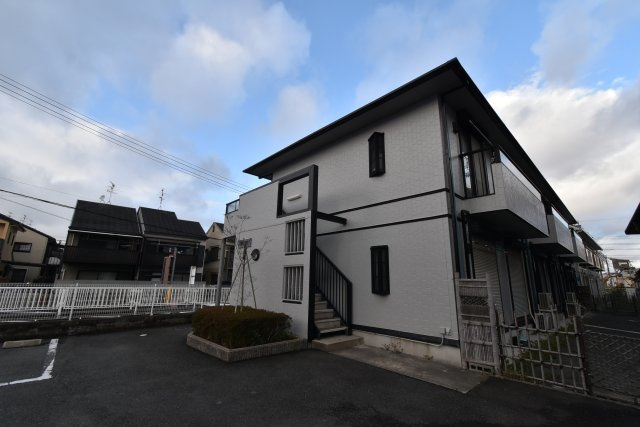 ハイツ白井A棟の外観