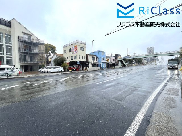 メイクアップハイツ須磨浦の周辺|マンション前の道路です