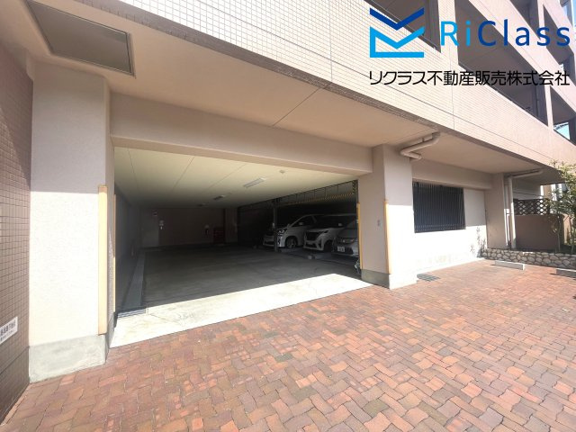 ヴェルデコート水笠の駐車場