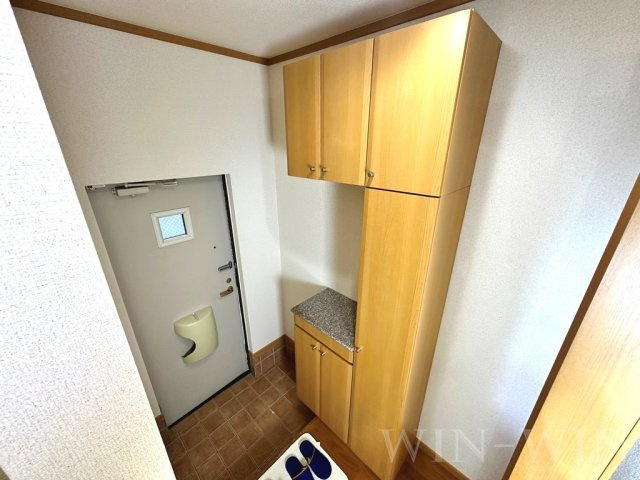 メリディオ日向館の玄関