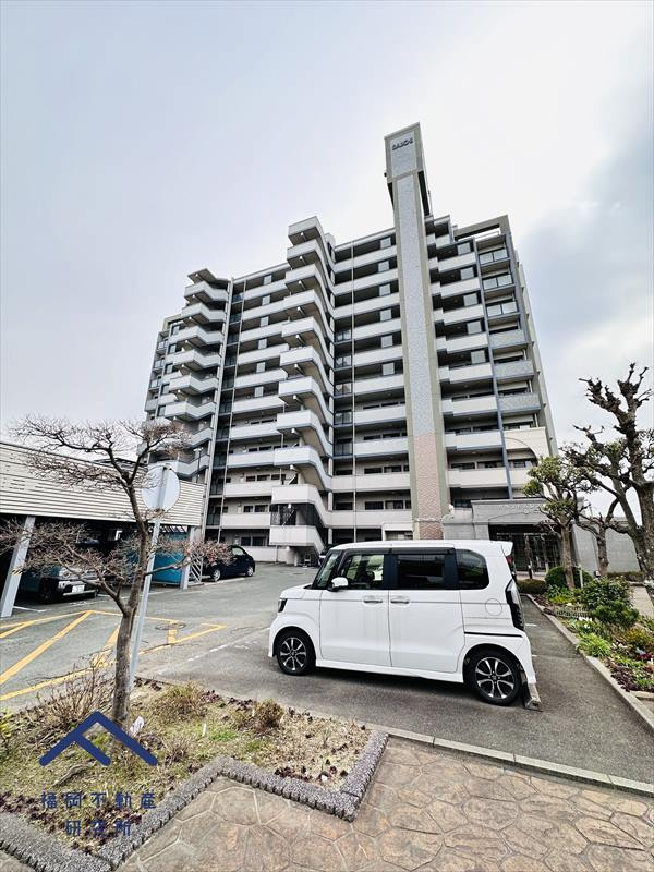 グランドパレス新宮の外観