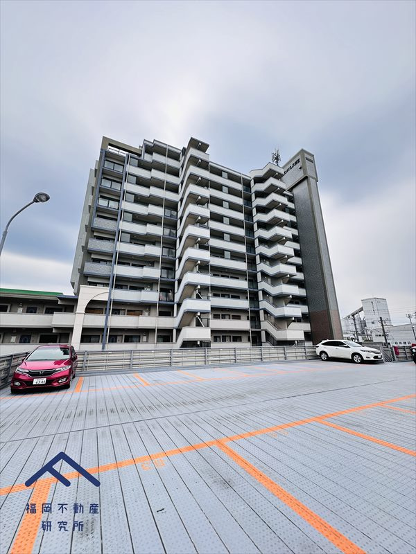 グランドパレス新宮の外観