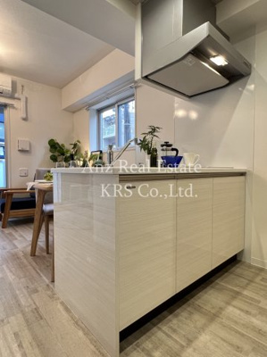 【キッチン】 | アバンティ大阪ドームシティ | カウンターキッチンがお部屋と一体となっていてお洒落です☆