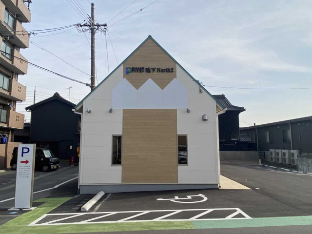 ピボット池下NORTH 2の駐車場