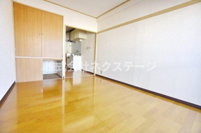 【寝室】 | メゾン御園