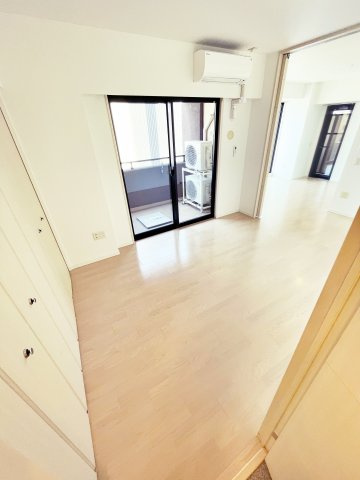 アルグラッド ザ・タワー心斎橋の洋室