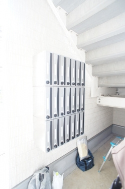 【設備】 | リブリ・前原東 | 郵便ポストです