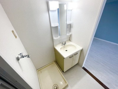 【洗面所】 | RESIAS KASUGA BLDG. | 別号室の写真になります。現況優先。