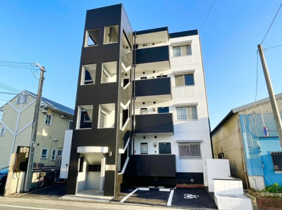 【エントランス】 | RESIAS KASUGA BLDG.