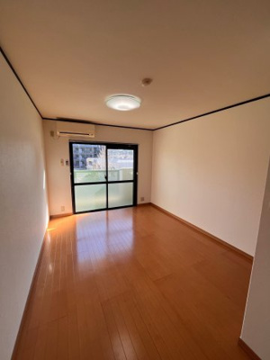 【設備】 | パレット | 別号室の写真になります。現況優先。