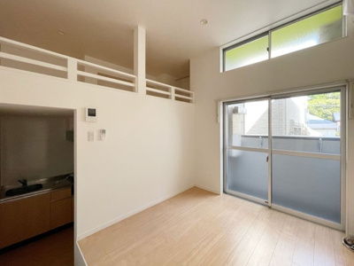 【居間・リビング】 | CasaⅢ | 別号室の写真になります。現況優先。