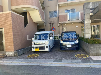 【駐車場】