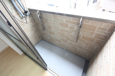 【バルコニー】 | プライムコート大橋 | 別号室の写真になります。現況優先。
