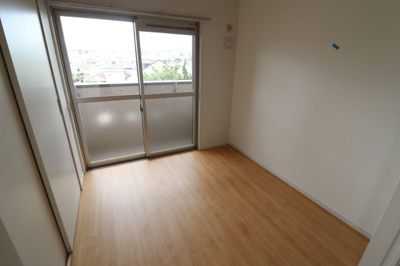 【内装】 | TiaraR1（ティアラアールワン）堅粕 | 別号室の写真になります。現況優先。