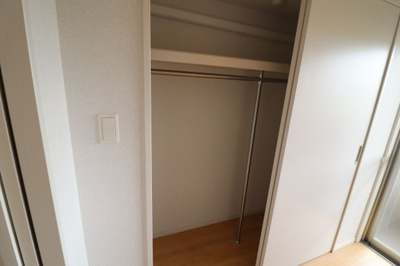 【収納】 | TiaraR1（ティアラアールワン）堅粕 | 別号室の写真になります。現況優先。