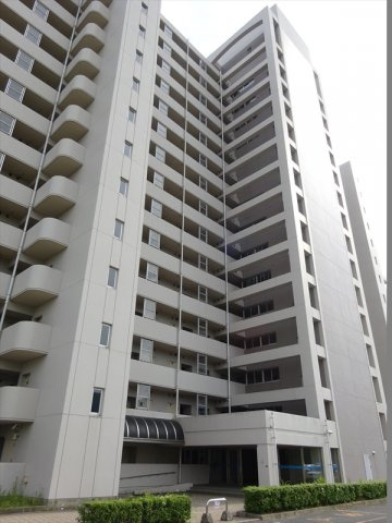 ビレッジハウス高美が丘タワーの外観