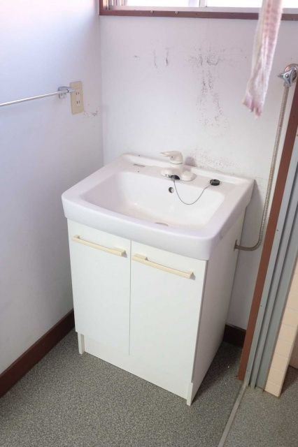 (株)テクノロジテムビル 岡崎支店の洗面所