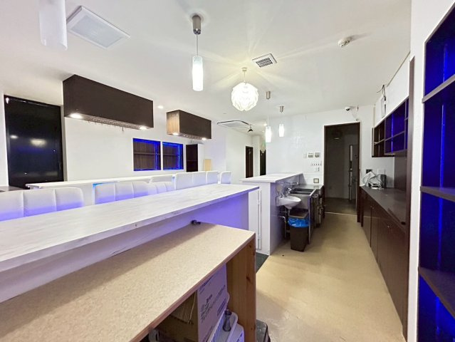 康生通り イーラウエストビルの内装