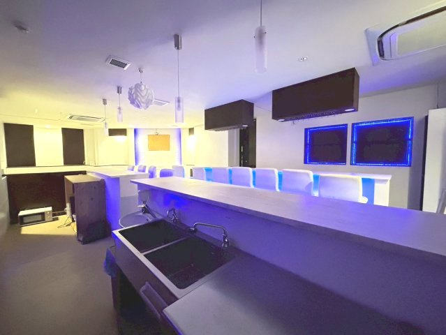 康生通り イーラウエストビルの内装