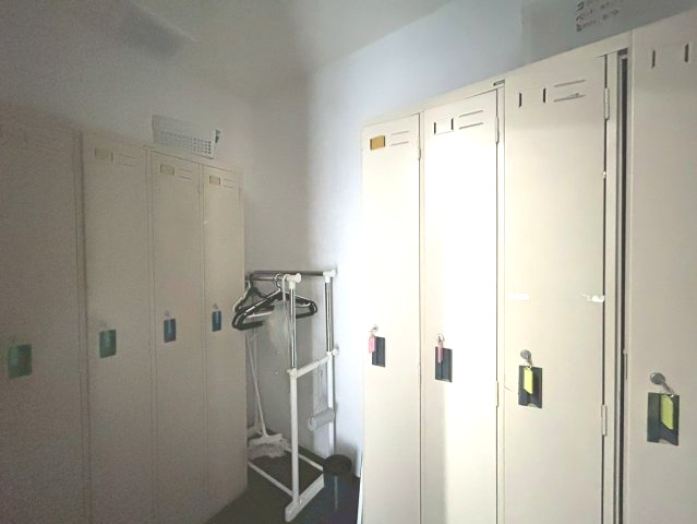 康生通り イーラウエストビルの内装