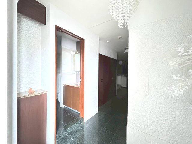 康生通り イーラウエストビルの内装