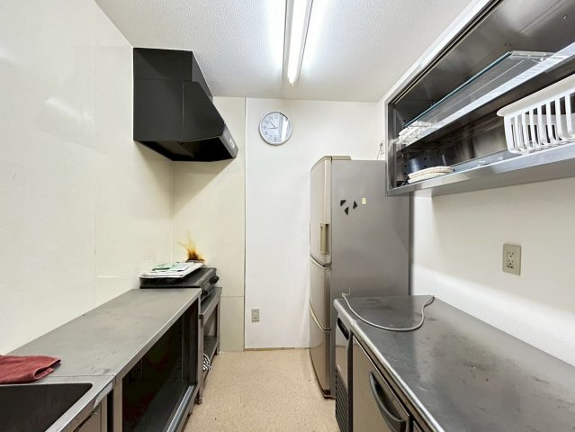 康生通り イーラウエストビルの内装