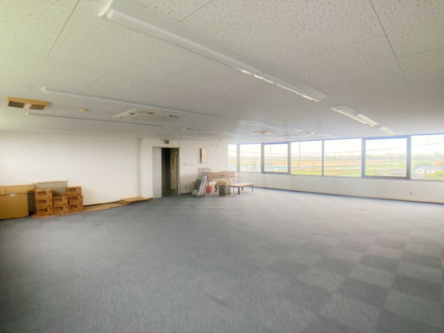 井杭山町 碧海ビルのロビー