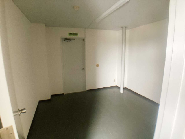 井杭山町 碧海ビルの居間・リビング