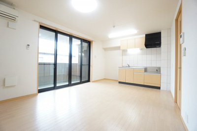 【居間・リビング】 | グロリオーサ | ※同物件・同タイプの写真です。