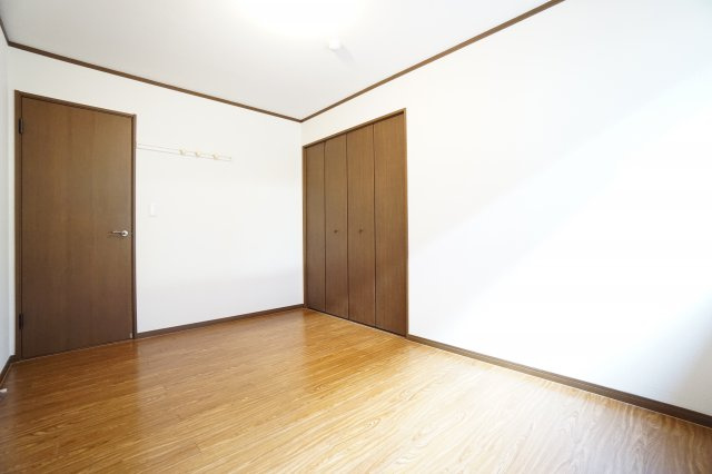 【寝室】 | クレアンヌーヴ | ※同物件・同タイプの写真です