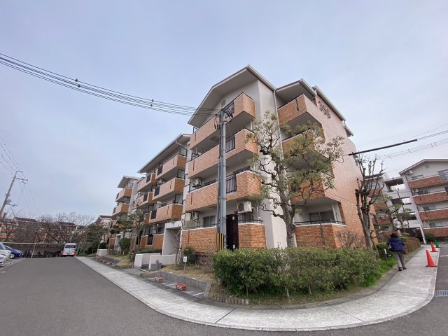 藤沢台第一住宅306棟の外観